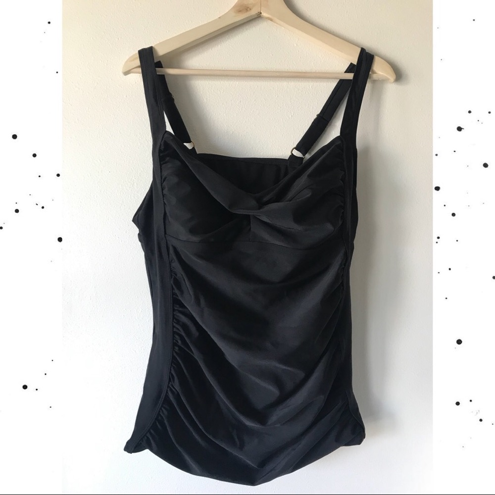 🎉SALE🎉 Ava & Viv - ruched swim top